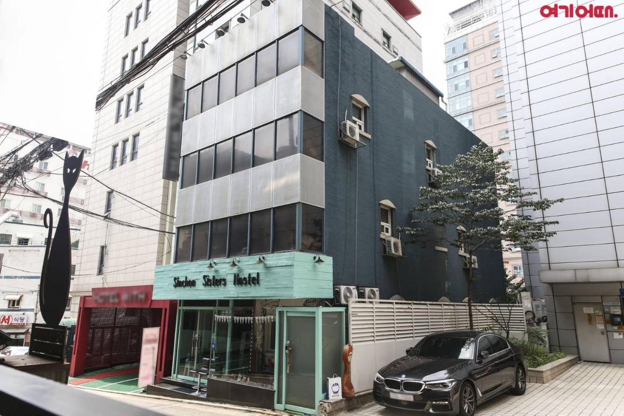 Sinchon Sisters Hostel Seoul Exterior photo